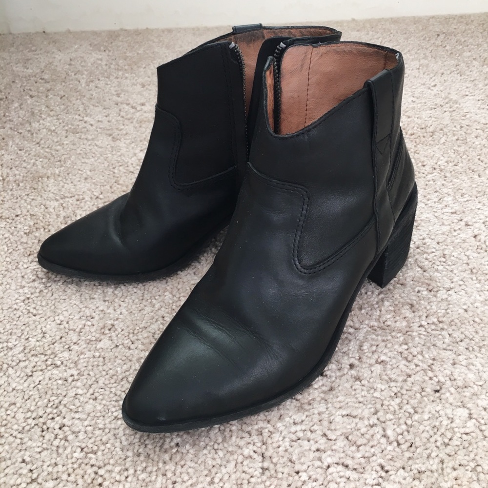 Madewell black boots